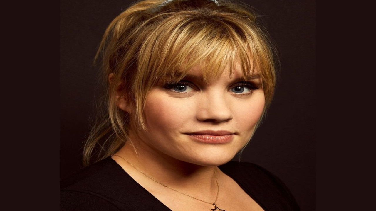 Emerald Fennell (Directora)