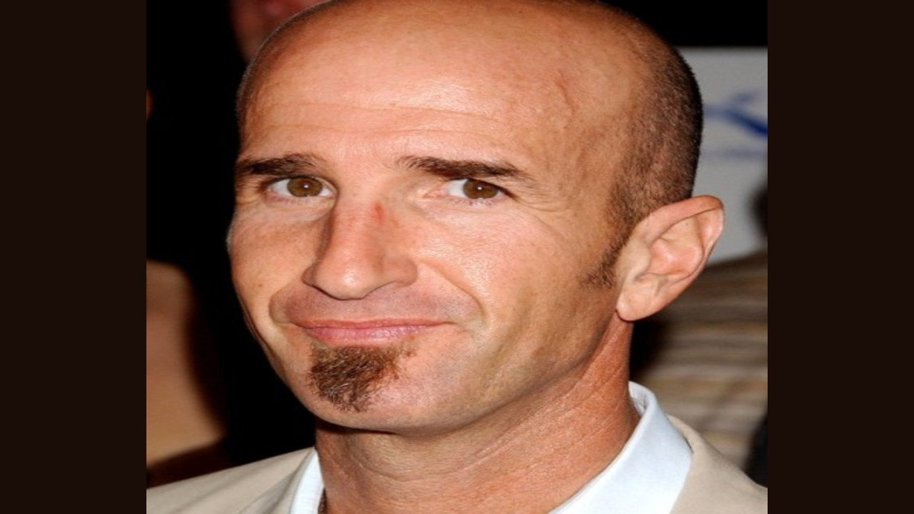Stephen Kay (Director) Stephen Kay (Director)