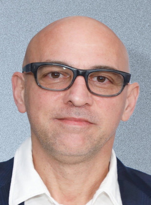 Marcos Siega (Director)