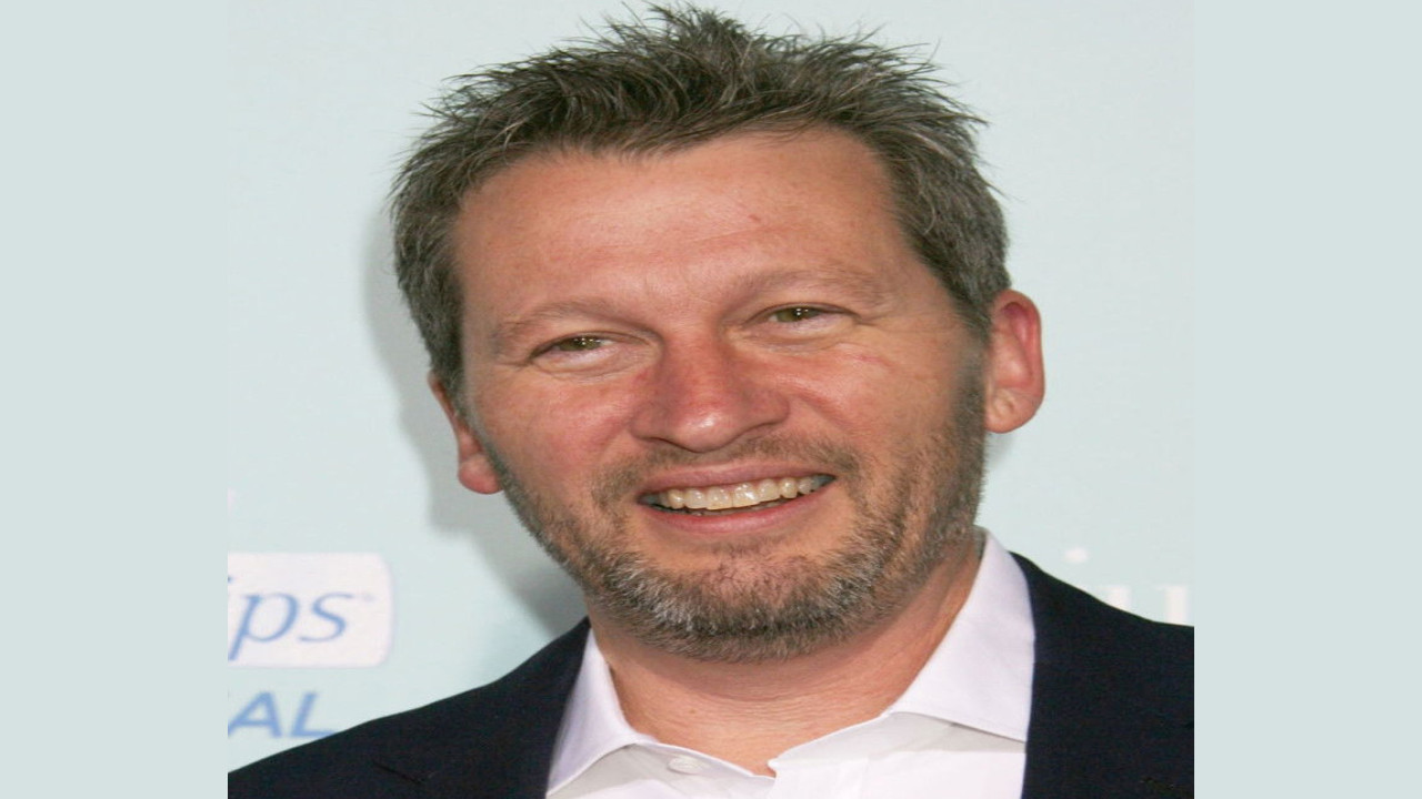 Ken Kwapis (Director)