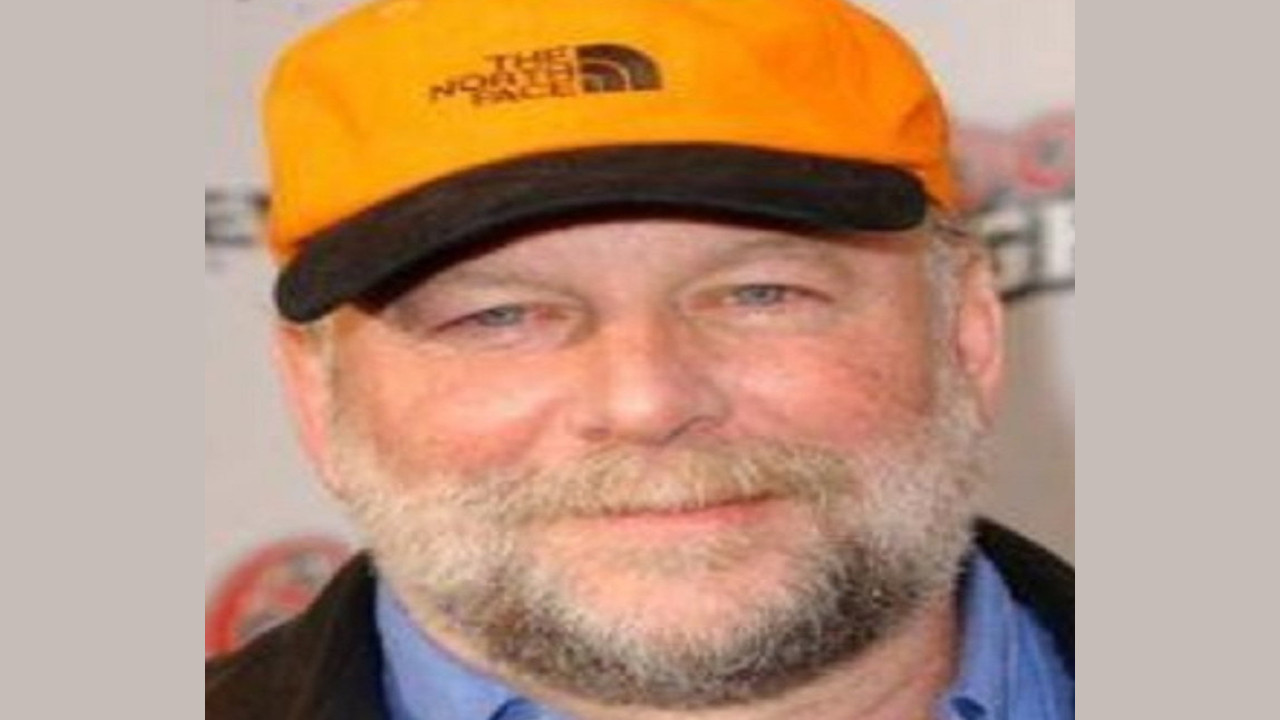 Bruce Seth Green (Director)