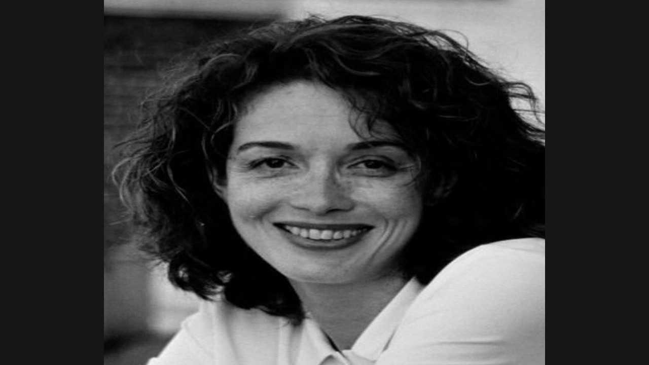 Melanie Mayron (Directora)