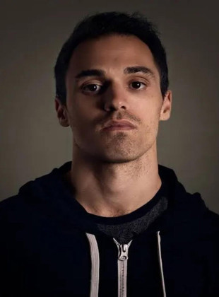 Chris von Hoffmann (Director)