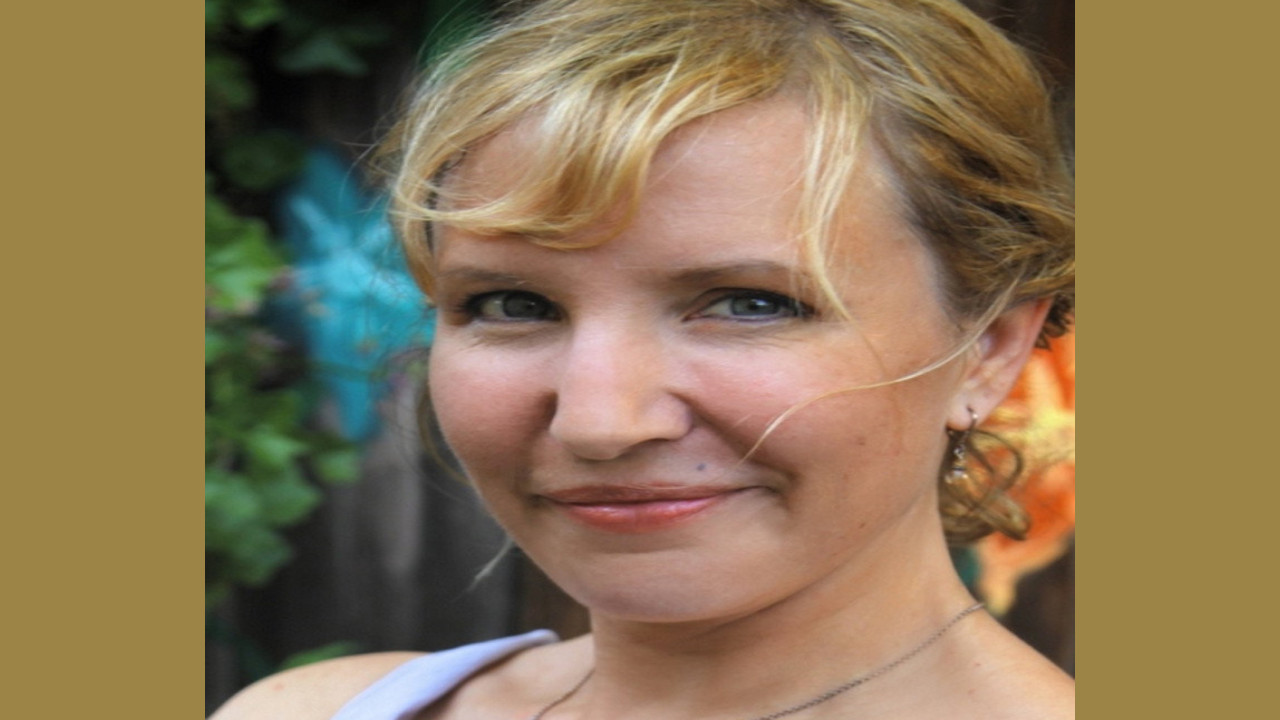 Trish Sie (Directora)