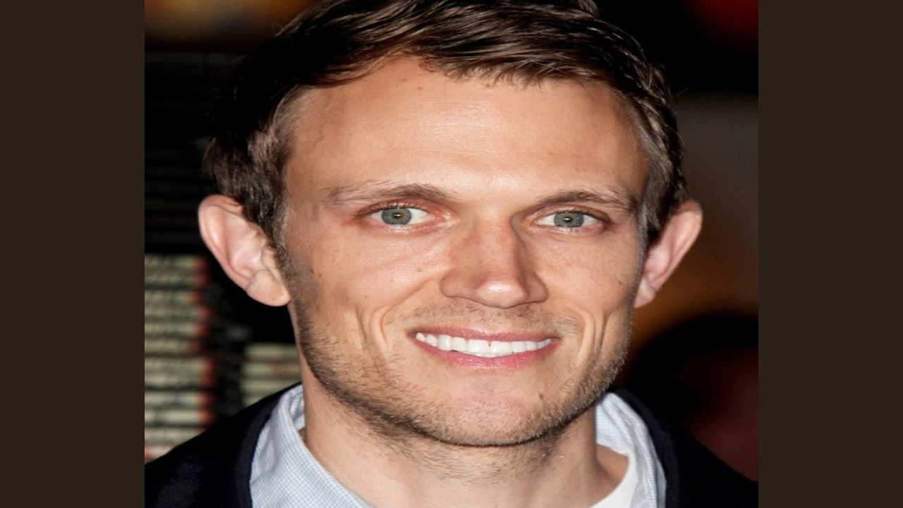 Matt Bettinelli-Olpin (Director)