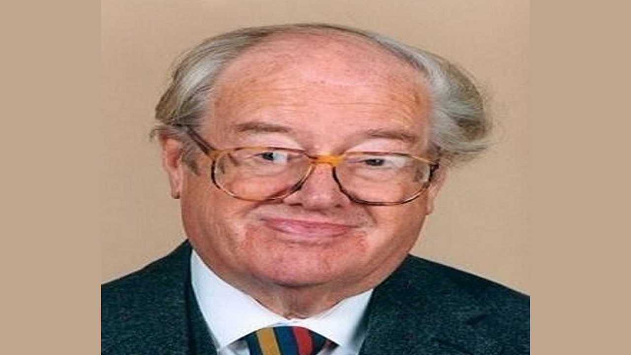 John Mortimer (Guionista)