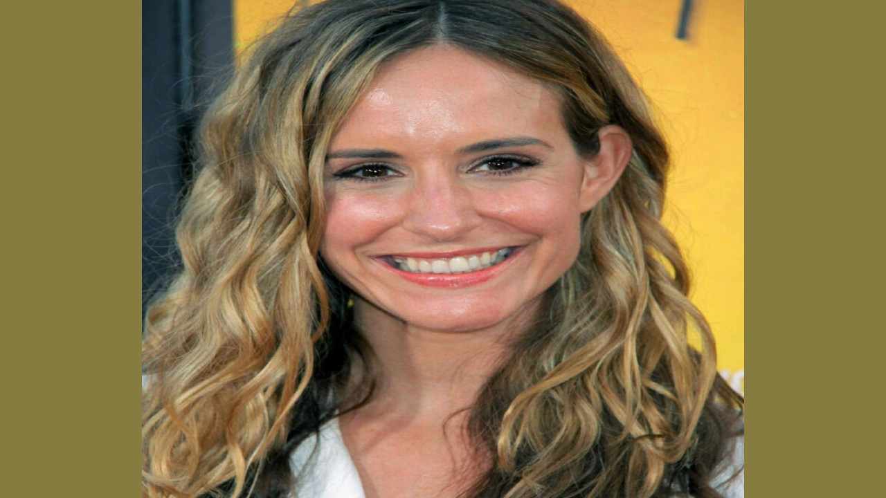 Meaghan Oppenheimer (Guionista)