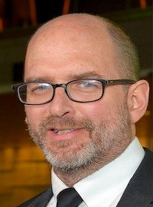 Daniel Waters (Guionista)