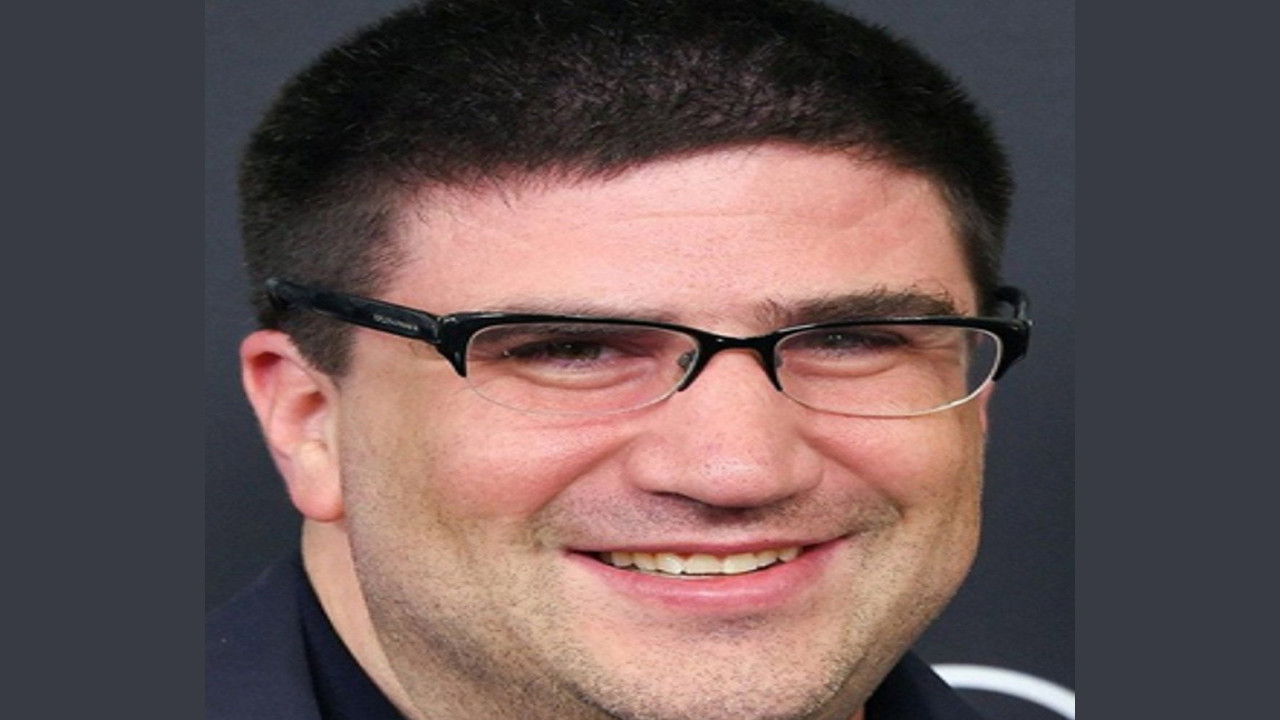 Adam Horowitz (Guionista)