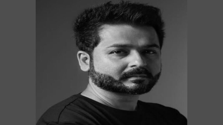 Aditya Dhar (Guionista)