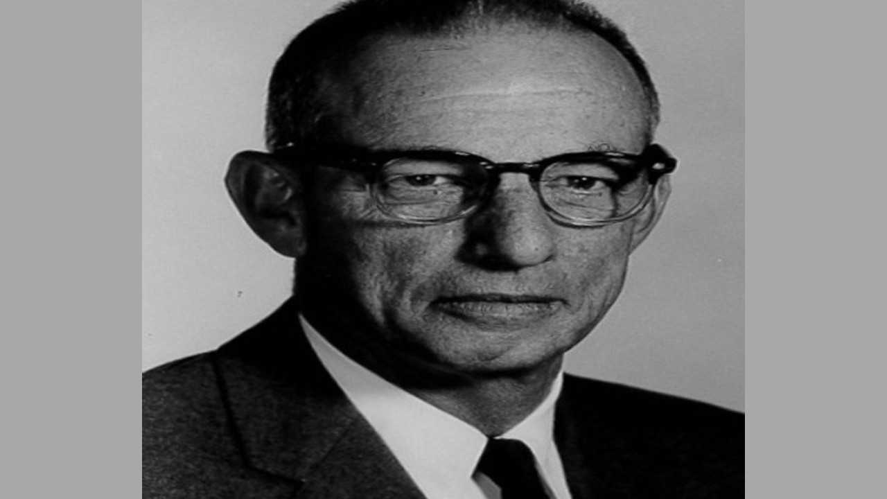 Valentine Davies (Guionista)