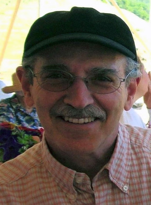 Matthew Robbins (Guionista)