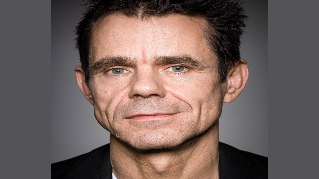 Tom Tykwer (Presentador)