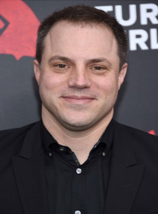 Geoff Johns (Presentador)