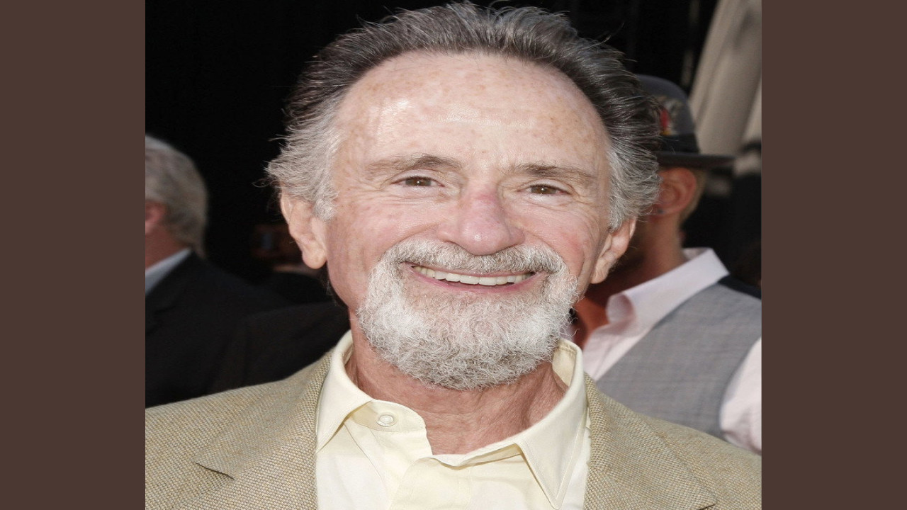 Lawrence Gordon (Presentador)