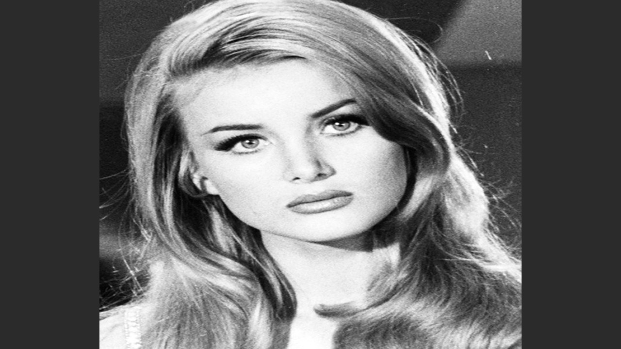 Barbara Bouchet (Presentadora)