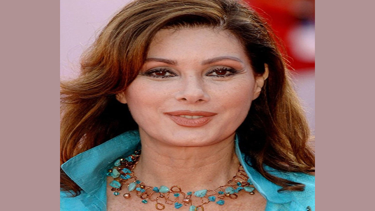 Edwige Fenech (Presentadora)