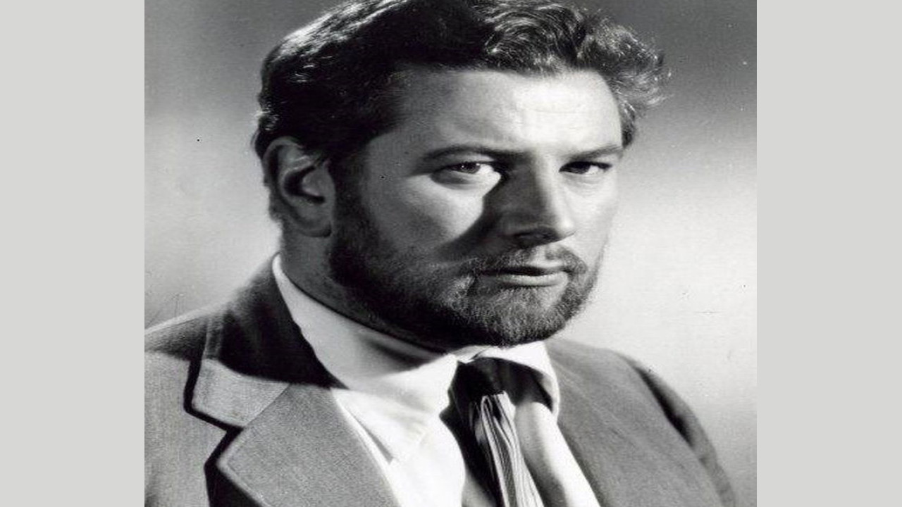 Peter Ustinov (Presentador)