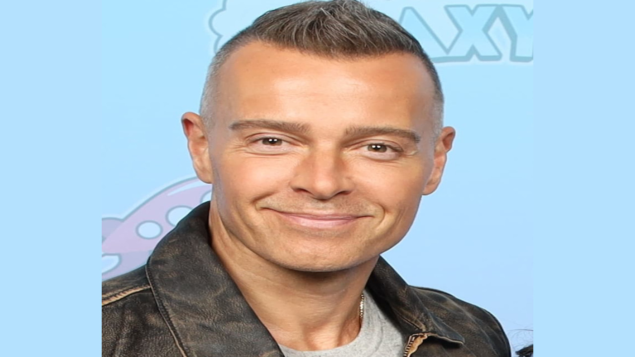 Joey Lawrence (Presentador)