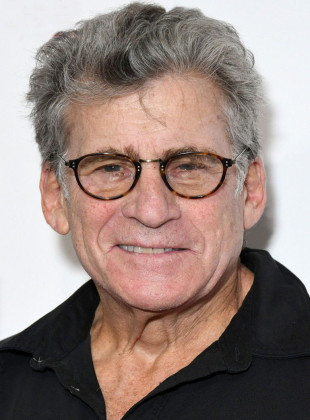Paul Michael Glaser (Presentador)