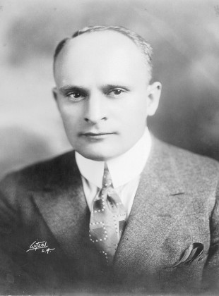 C. Gardner Sullivan (Presentador)