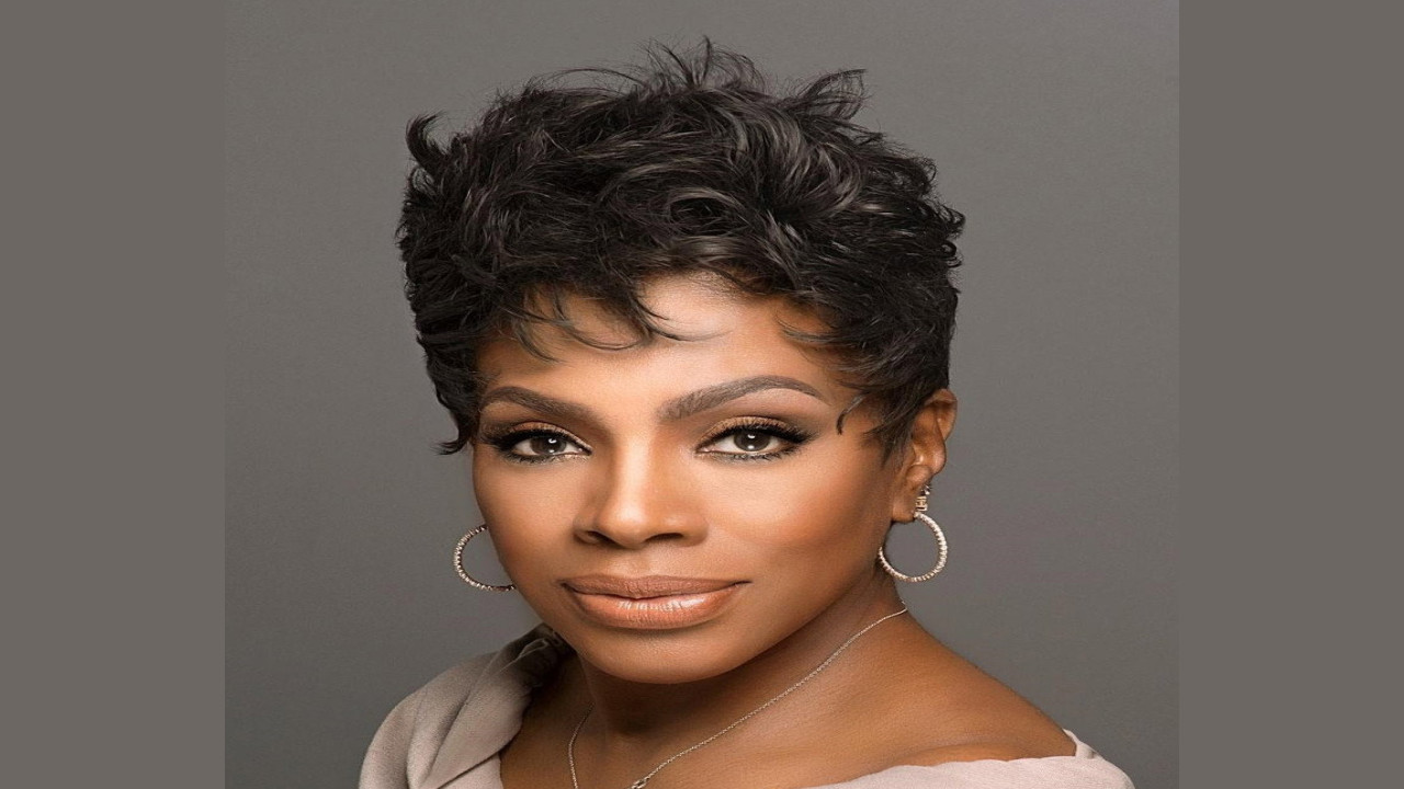Sheryl Lee Ralph (Presentadora)