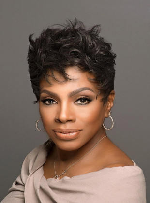 Sheryl Lee Ralph (Presentadora)