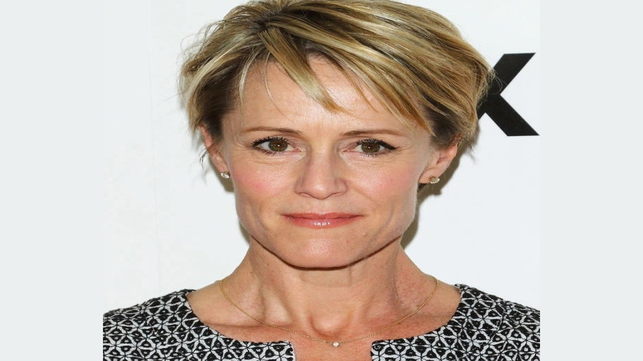 Mary Stuart Masterson (Presentadora)