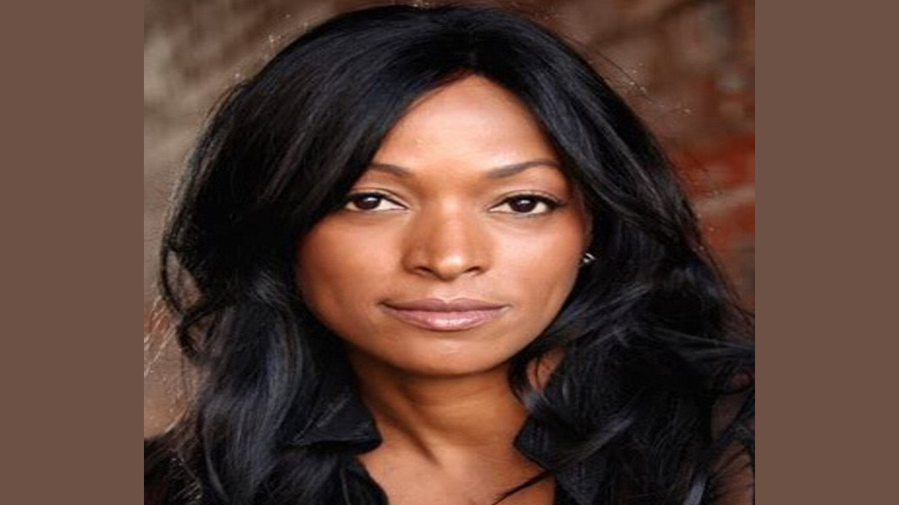 Kellita Smith (Presentadora)