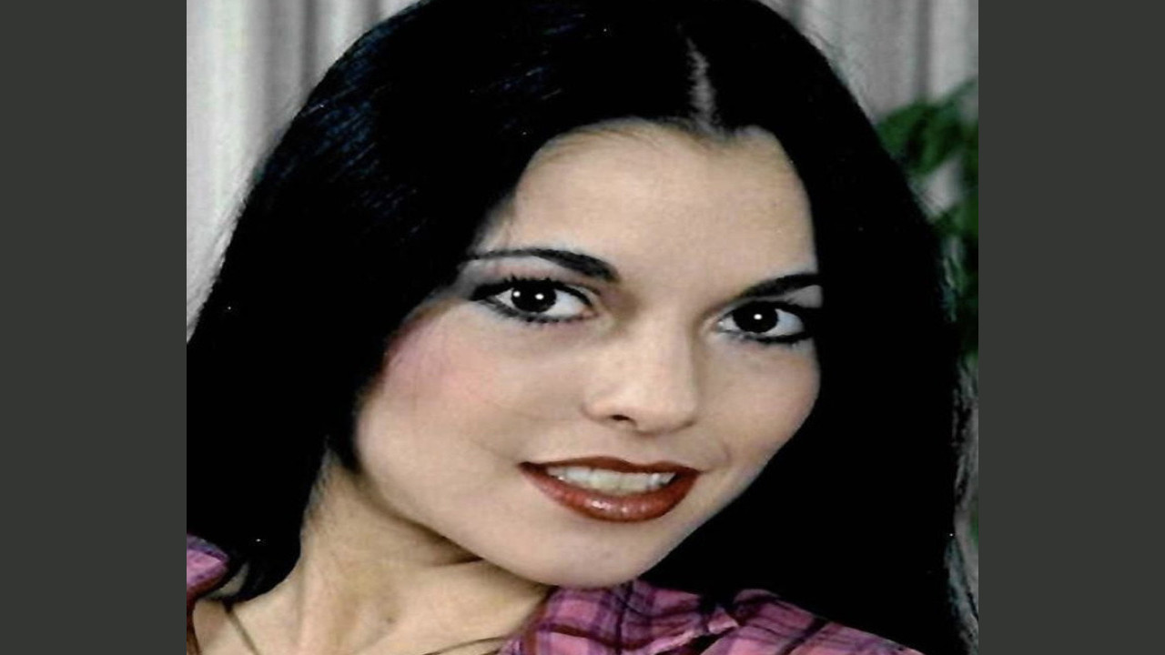 Hyapatia Lee (Presentadora)