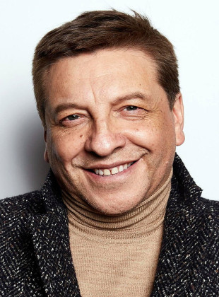 Julio César Rodríguez (Presentador)