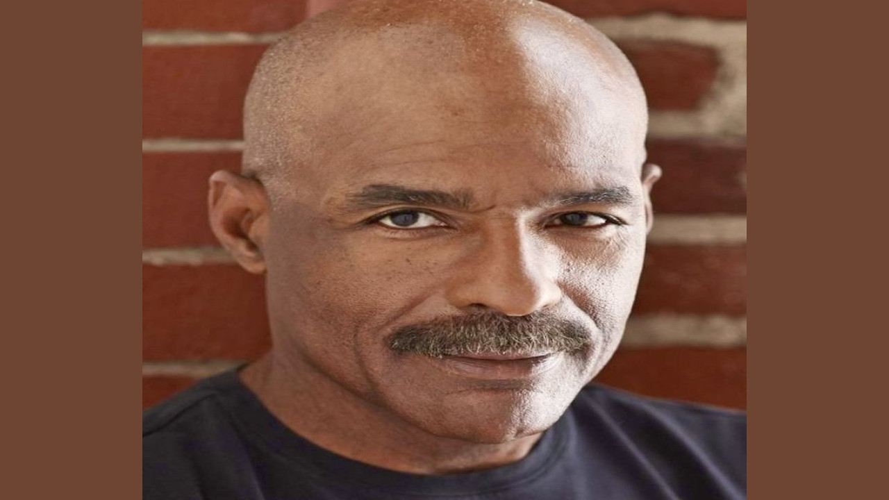 Michael Dorn (Presentador)