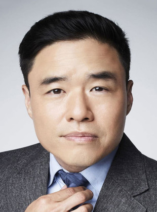Randall Park (Presentador)