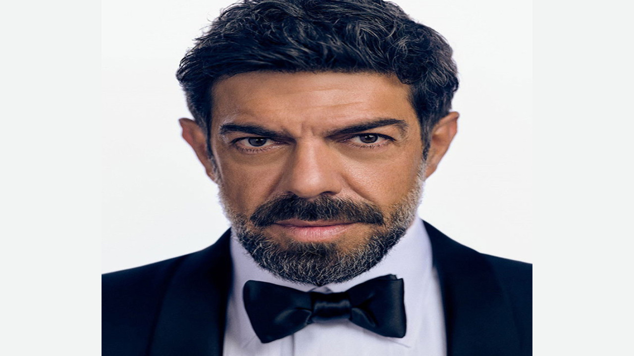 Pierfrancesco Favino (Presentador)