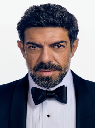 Pierfrancesco Favino (Presentador)