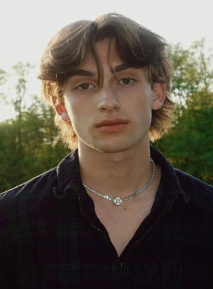Johnny Orlando (Presentador)