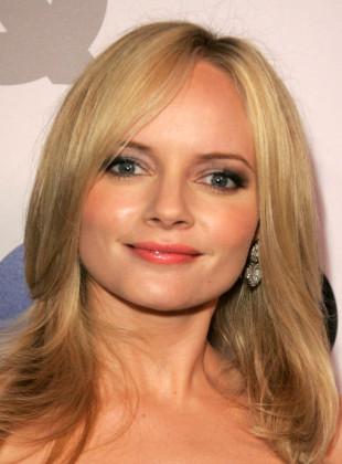 Marley Shelton (Presentadora)