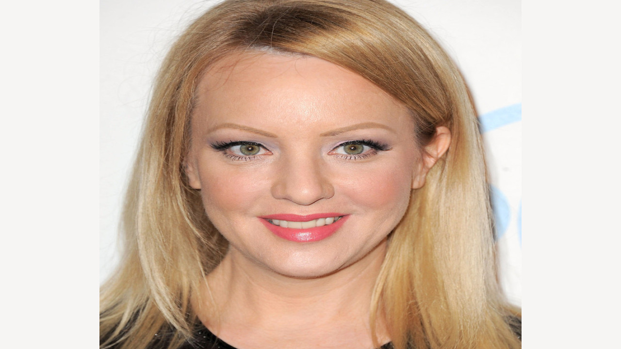 Wendi McLendon-Covey (Presentadora)