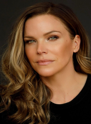 Karen Cliche (Presentadora)