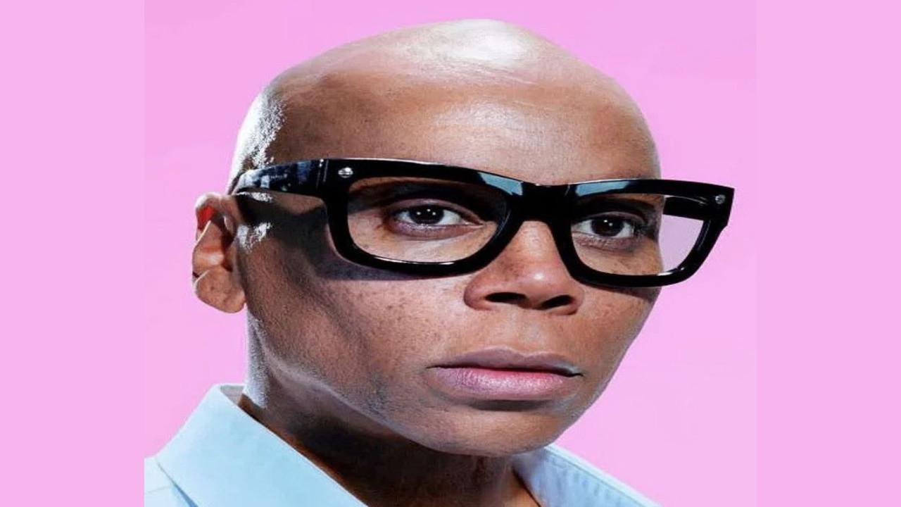 Rupaul | Conductor Televisivo Estadounidense con Experiencia en Cine y Series