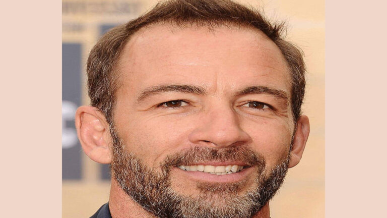 Bryan Callen (Presentador)