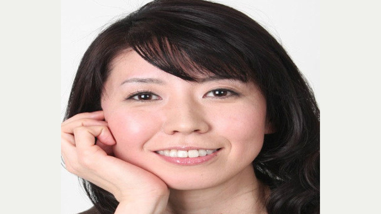 Kotono Mitsuishi (Presentadora)