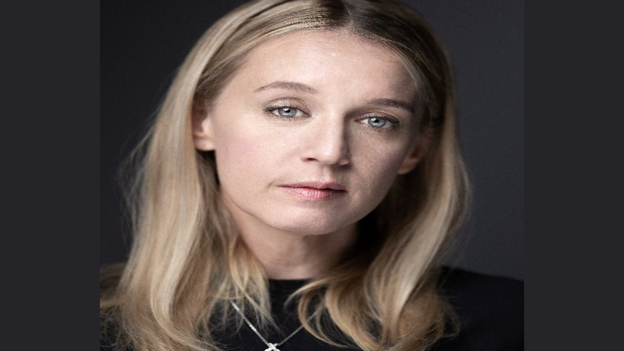 Ludivine Sagnier (Presentadora)