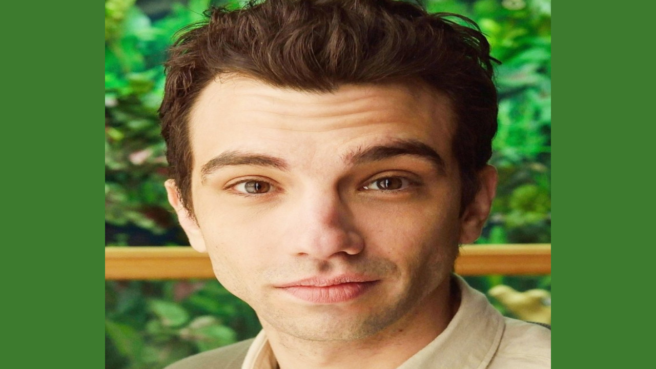 Jay Baruchel (Presentador)
