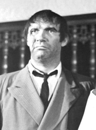 Edward Walsh (Presentador)