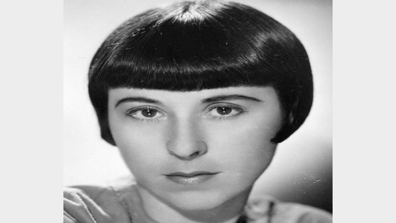 Edith Head (Presentadora)