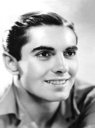 Tyrone Power (Presentador)