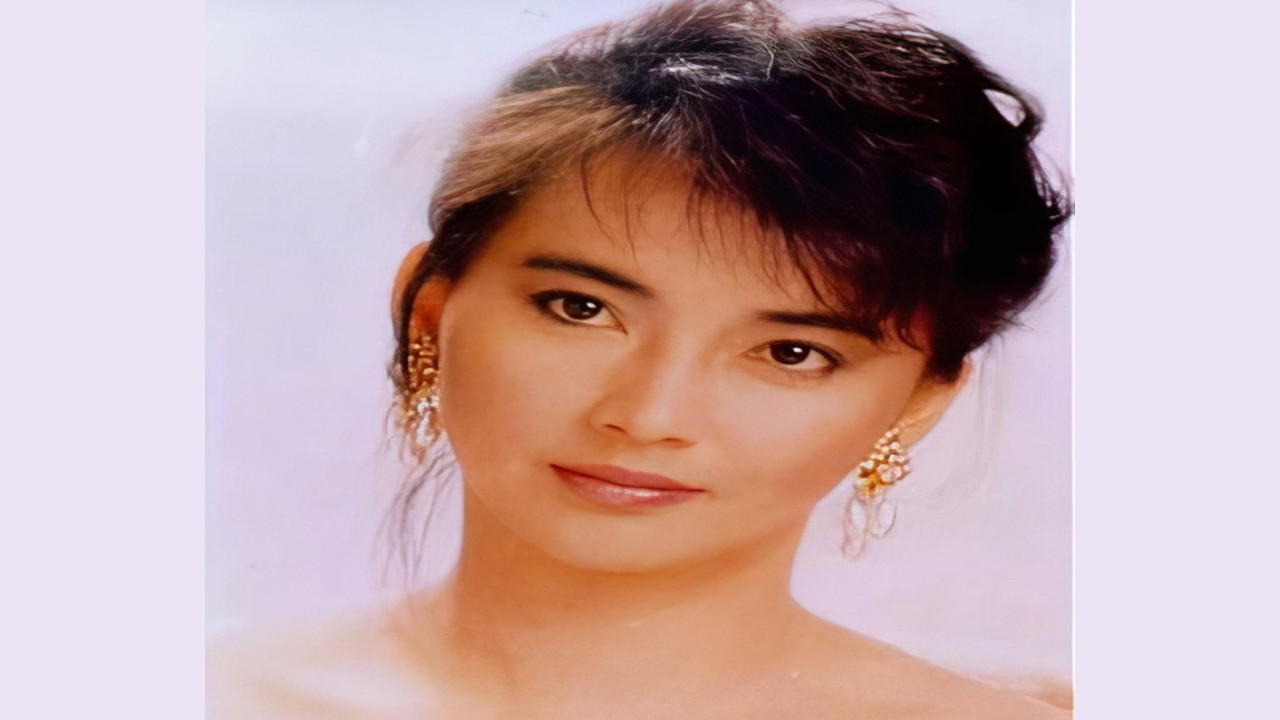 Sibelle Hu Hui-Zhong (Presentadora)