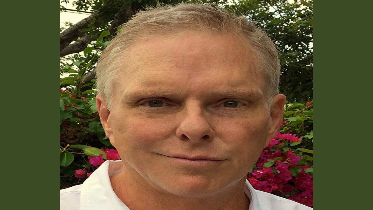 Todd Hallowell (Productor)