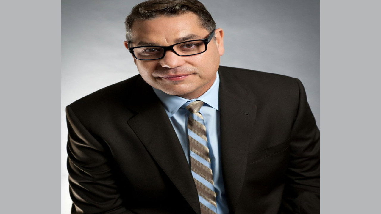 Mike Gabrawy (Productor)